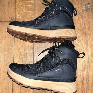 Columbia Red Hills Omni Heat Black Boots Waterproof Women’s Sz 9